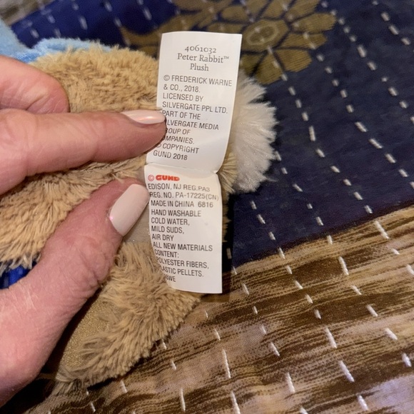 GUND Peter Rabbit plush - Picture 4 of 4